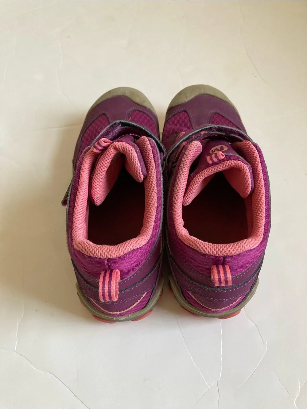 Merrell chameleon kids waterproof hiking boots berry coral size 4.5 VGUC